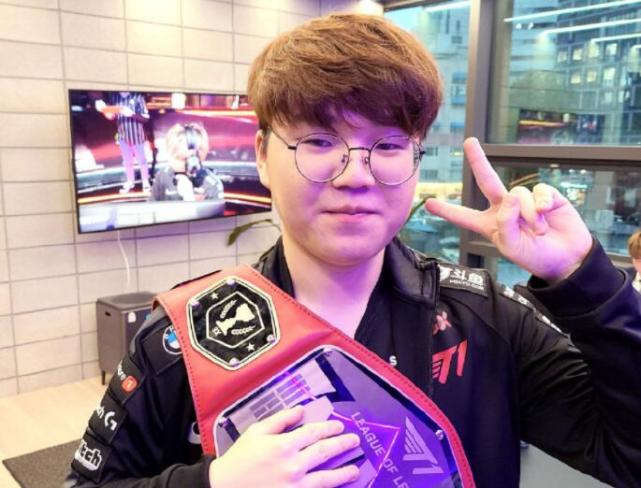 一垒完成双 一垒完成双